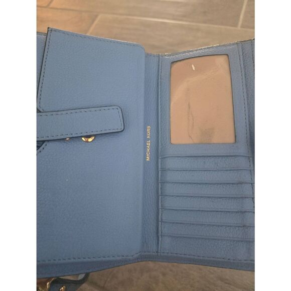 Michael Kors Blue Adele Leather Smartphone Wallet Wristlet - Picture 12 of 14